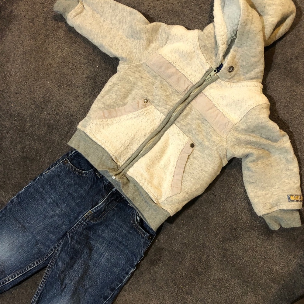 2/$26 Sz 3T Bys Naartjie hoodie, 3T Osh Kosh Jeans